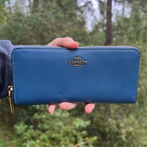 COACH Long Zip-Around Wallet Smooth Calf Leather Blue with Brass/Gold Hardware